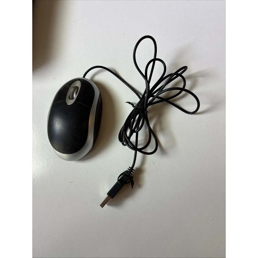 Zmodo 4-Channel Digital Video Recorder Model: D9104BH Used (AA)